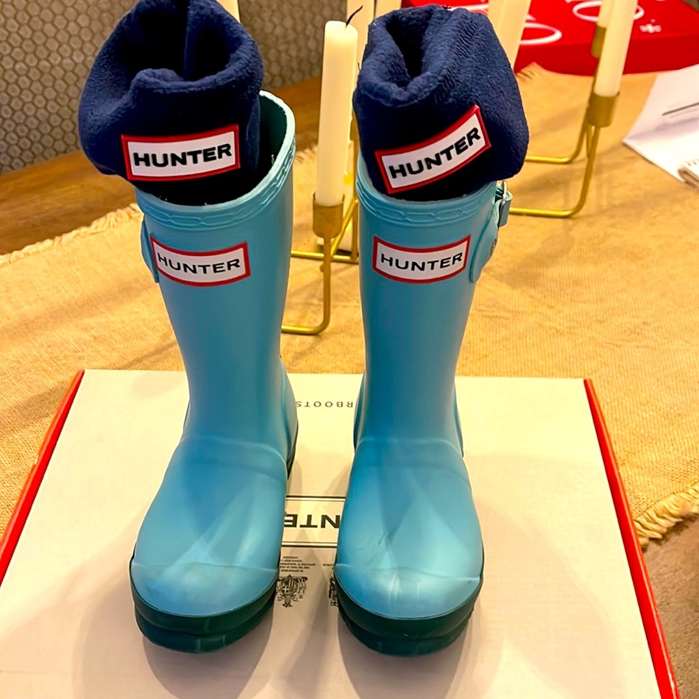 Hunter boots with the hunter insert socks, US toddler 10. Blue & Green